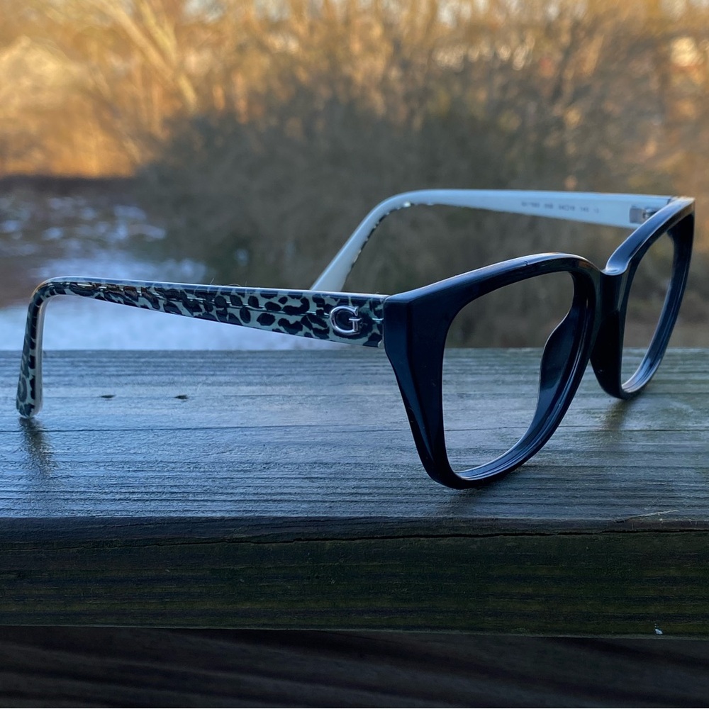 Guess sunglasses frames GU7593 54[]18 145 Black white leopard print cat eye